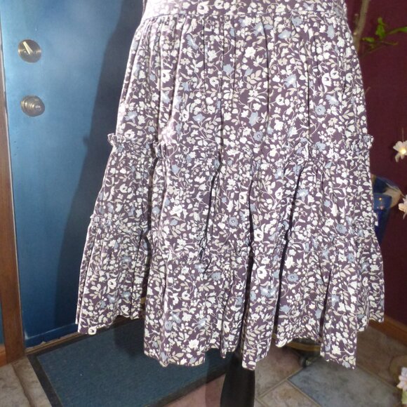 VINTAGE VICTORIAS SECRET MODA INTERNATIONAL FLORAL FULL TIERED SHORT SKIRT 14 - Picture 4 of 13